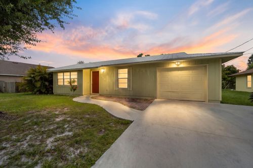 636 Sw Eyerly Ave, Port St. Lucie, FL, 34983-2978 | Card Image