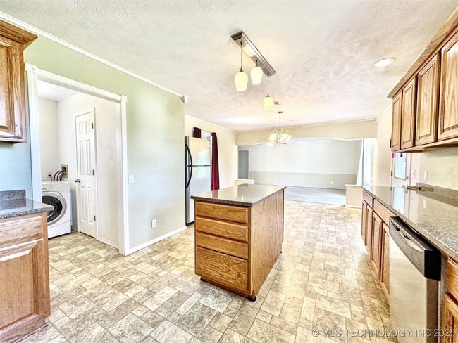 16289 W 810 Rd, House other with 4 bedrooms, 2 bathrooms and null parking in Tahlequah OK | Image 16