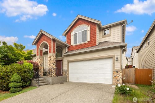 3512 Wells Avenue S, Renton, WA, 98055 | Card Image
