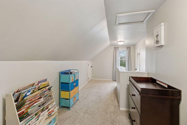 Great flex space for a desk or reading nook | Image 20