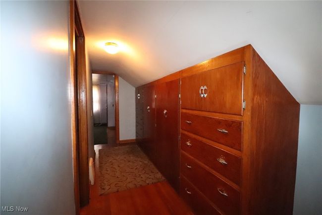Upstairs Hallway | Image 26