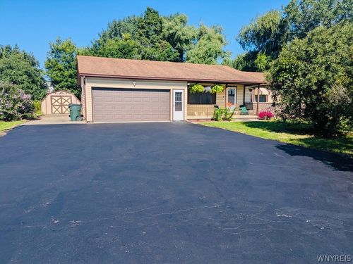 65 Glen Iris Dr, Rochester, NY, 14623-3711 | Card Image