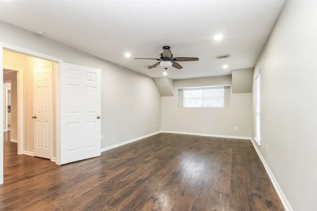 488 Stephen F Austin Dr, House other with 4 bedrooms, 3 bathrooms and 2 parking in Conroe TX | Image 10