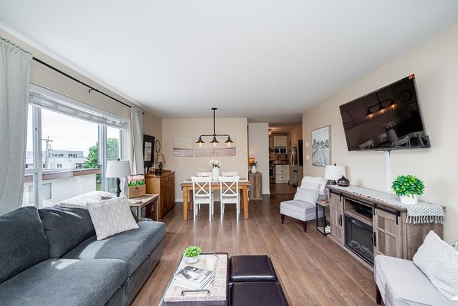 204 - 1378 George Street, Condo with 2 bedrooms, 2 bathrooms and 1 parking in White Rock BC | Image 13