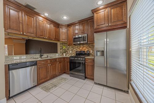 10931 Sea Hibiscus Ln, Tamarac, FL, 33321-9208 | Card Image