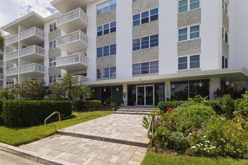 304-1100 N Shore Dr Ne, St Petersburg, FL, 33701-1448 | Card Image