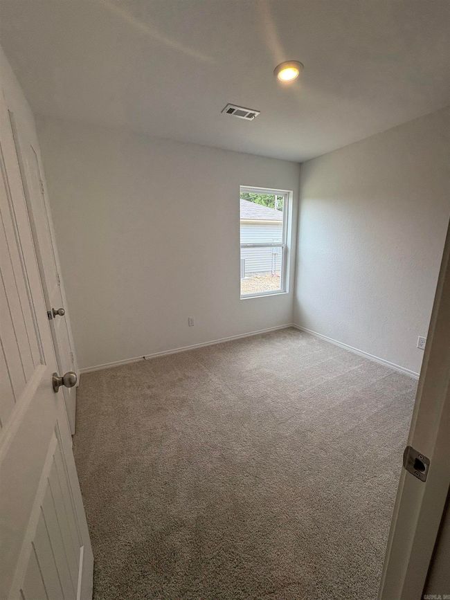 1302 Maple St, House other with 3 bedrooms, 2 bathrooms and null parking in Haskell AR | Image 6