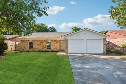 453 Edwards Dr, Saginaw, TX, 76179-1103 | Card Image