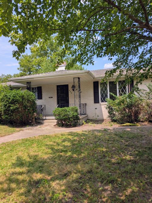 424 E Joliet St, Crown Point, IN, 46307 | Card Image