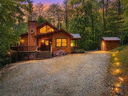 284 The Woods Rd, Mineral Bluff, GA, 30559 | Card Image