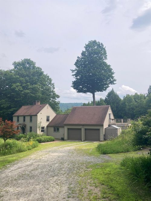 57 Newfane Hill Rd, Newfane, VT, 05345-9500 | Card Image