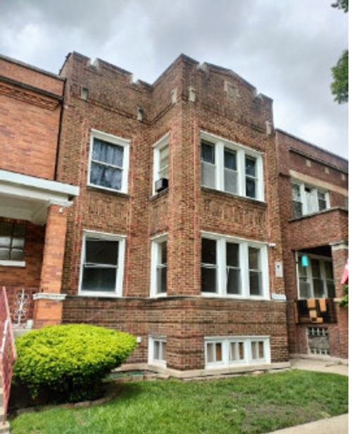 1r-7408 S Eberhart Ave, CHICAGO, IL, 60619-1869 | Card Image
