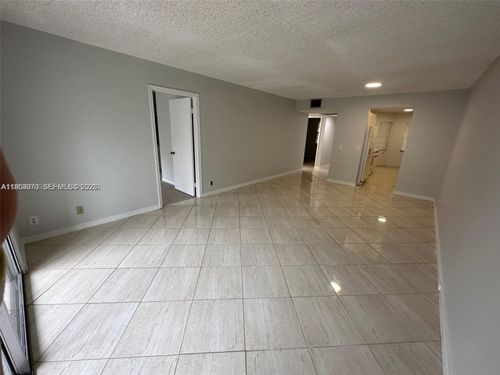 apt-202o-1200 Sw 124th Ter, Pembroke Pines, FL, 33027-4036 | Card Image