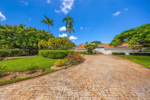 10204 Sw 96th Ct, Miami, FL, 33176-3027 | Card Image