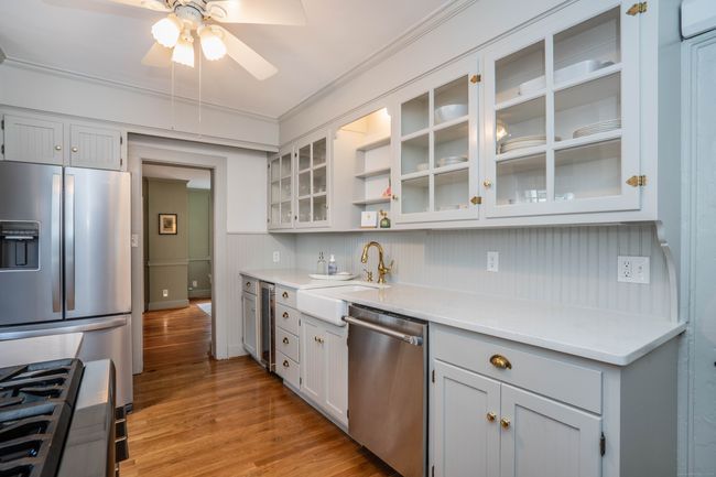 132 Broad St, House other with 3 bedrooms, 2 bathrooms and null parking in Wethersfield CT | Image 12