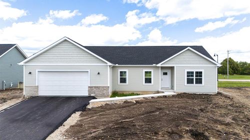 1738 Kyle Cir, Beloit, WI, 53511-8895 | Card Image