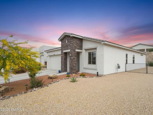4111 Lejos Ct, Las Cruces, NM, 88011-4374 | Card Image