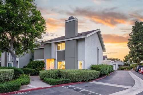 10 Goldenbush, Irvine, CA, 92604-2839 | Card Image