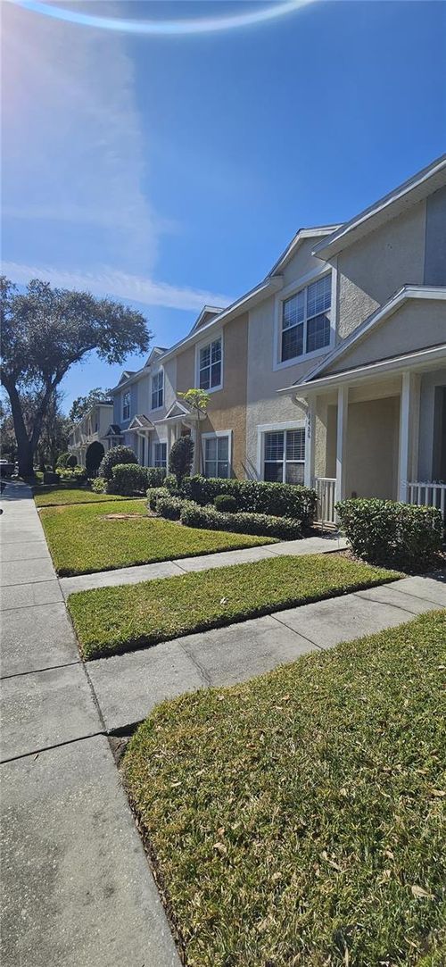 3426 High Hampton Cir, TAMPA, FL, 33610-9698 | Card Image