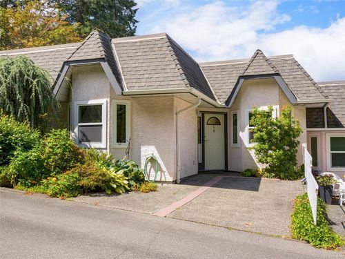 5-930 Josephine Rd, Brentwood Bay, BC, V8M1B3 | Card Image