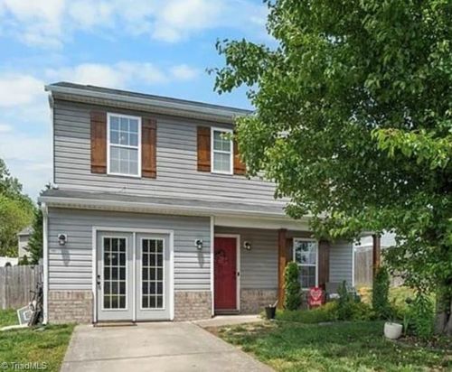 2423 Hampton Hall Ln, Winston Salem, NC, 27127-9444 | Card Image