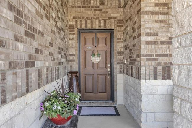 954 Golden Willow Ln, House other with 4 bedrooms, 2 bathrooms and 2 parking in Conroe TX | Image 4