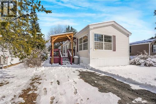 3 Northrup Cres, Lincoln, NB, E3B6V1 | Card Image