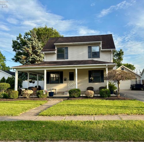 226 White St, Clyde, OH, 43410-1930 | Card Image
