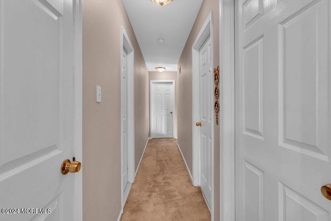 39 Honeysuckle Way, House other with 4 bedrooms, 3 bathrooms and null parking in Howell NJ | Image 26