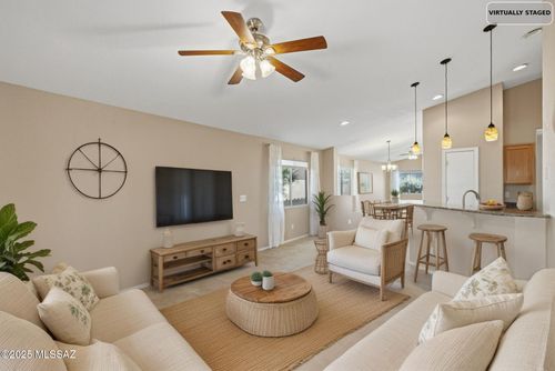 10979 N Double Eagle Court, Oro Valley, AZ, 85737 | Card Image