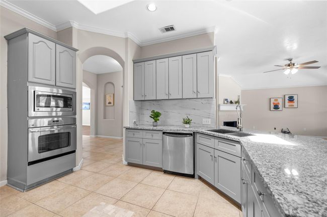 22022 Bridgestone Hawk Ct, House other with 3 bedrooms, 2 bathrooms and 2 parking in Spring TX | Image 19
