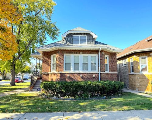 4504 N Mason Ave, Chicago, IL, 60630-3143 | Card Image