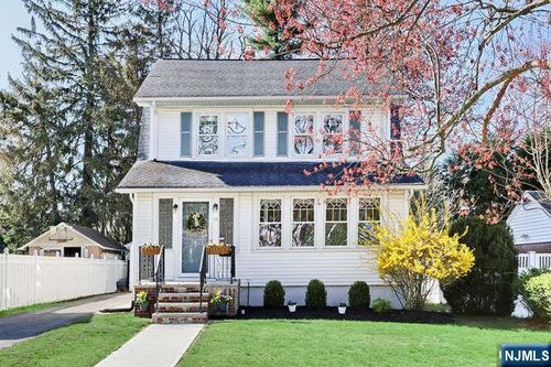 55 New York Ave, Dumont, NJ, 07628-2428 | Card Image