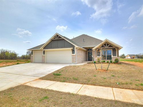 7609 Three Woods Ln, Yukon, OK, 73099-4098 | Card Image