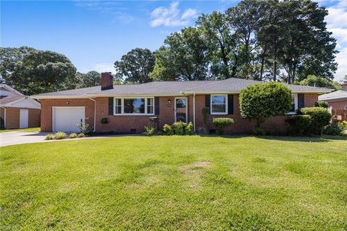1717 Banning Rd, Norfolk, VA, 23518-4803 | Card Image