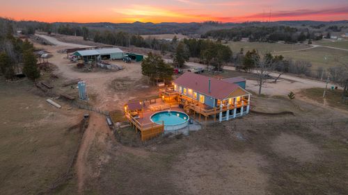 1986 County Road 504, Gainesville, MO, 65655-7947 | Card Image