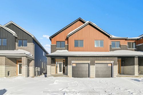 713 Montrichard Road, Orleans - Cumberland and Area, ON, K4A5R3 | Card Image