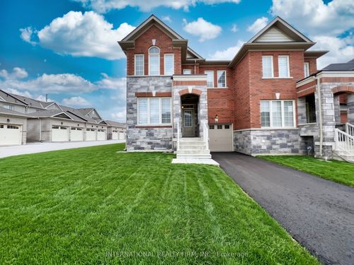 1 Frederick Pearson Street, East Gwillimbury, ON, L0G1R0 | Card Image