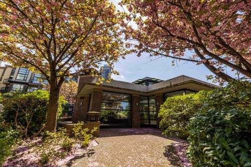 108-10866 City Parkway, Surrey, BC, V3T5W9 | Card Image