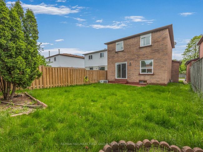 5 Chalmers Cres, House other with 3 bedrooms, 3 bathrooms and 2 parking in Ajax ON | Image 39