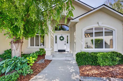 1743 Pinot Ct, Richland, WA, 99352-7758 | Card Image