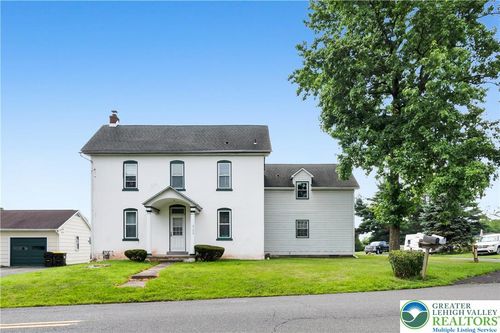 2190 E Buck Rd, Pennsburg, PA, 18073-1200 | Card Image