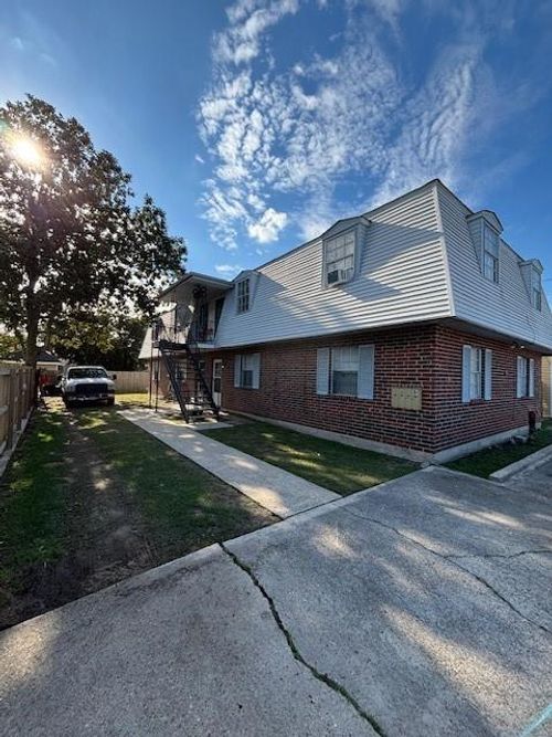 c-424 Oak Avenue, Harahan, LA, 70123 | Card Image