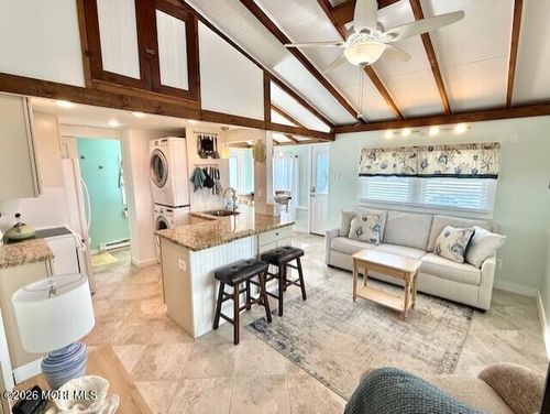33 E Bonita Way, Lavallette, NJ, 08735-1302 | Card Image