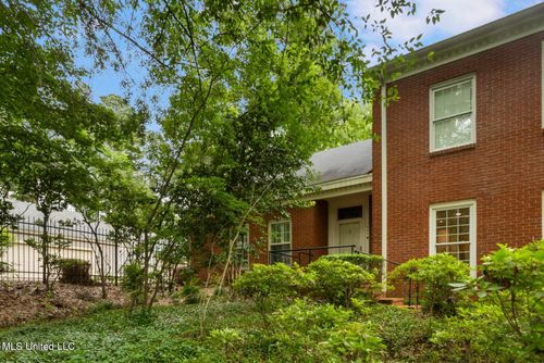 246 Eastbrooke St, Jackson, MS, 39216-4716 | Card Image