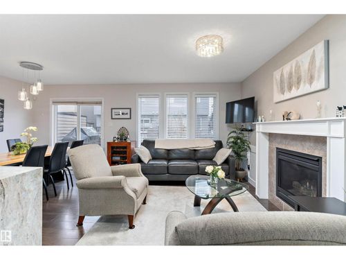 42-6835 Speaker Vista Nw, Edmonton, AB, T6R0S6 | Card Image