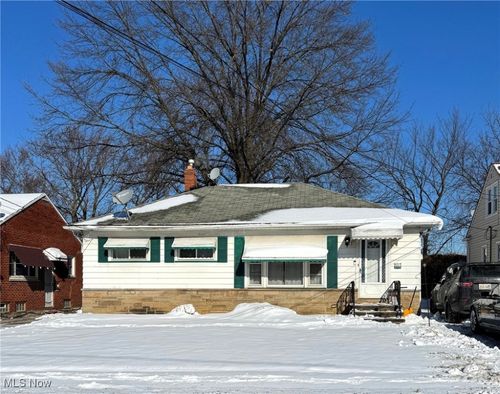 9717 David Rd, Garfield Heights, OH, 44125-2153 | Card Image