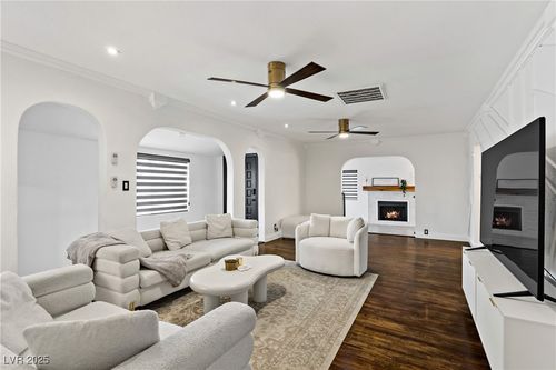 3506 Westleigh Ave, Las Vegas, NV, 89102-1830 | Card Image