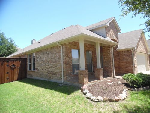 8572 Davis Dr, Frisco, TX, 75036-8294 | Card Image