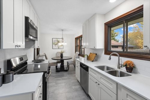 3315 Lower 147th St W, Rosemount, MN, 55068-4352 | Card Image